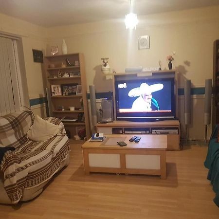 Double Bedroom In Liverpool Esterno foto